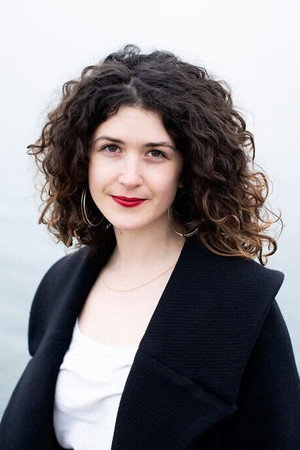 Cover image for Madeleine Parry