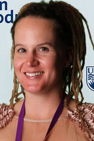Cover image for Amy Belling