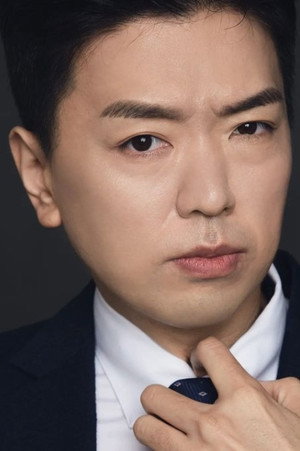 Cover image for Kim Seong-hoon