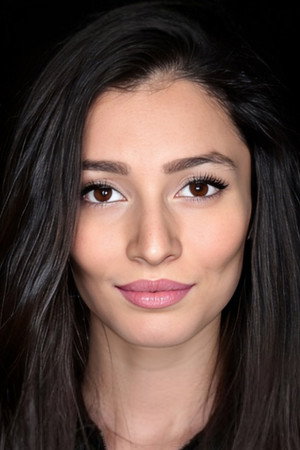 Cover image for Ayşe Akın