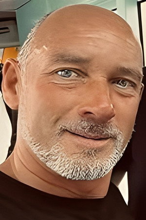 Cover image for Dylan Jones