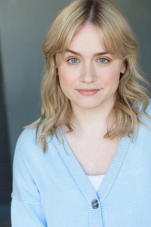 Cover image for Shelby Reynolds