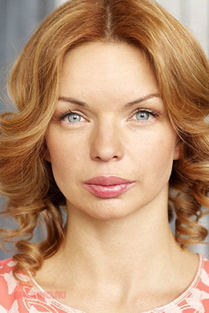 Cover image for Алиса Гребенщикова
