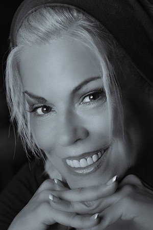 Cover image for Anne Gaybis