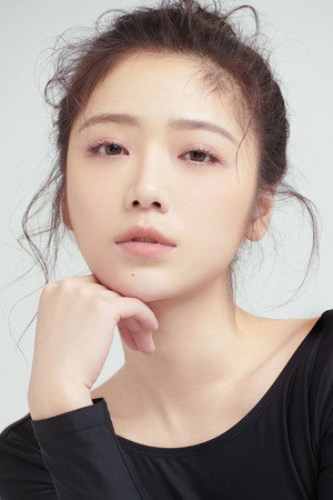 Cover image for 马瑶瑶