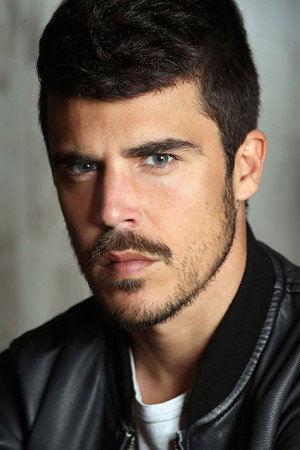 Cover image for Javier Hernández