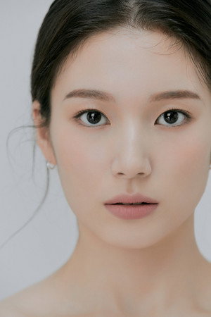 Cover image for 한동희
