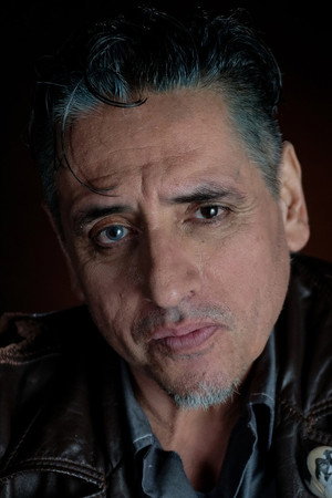Cover image for Richard Montoya