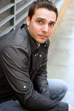 Cover image for Ryan Izay