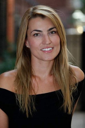 Cover image for Zana Markelson