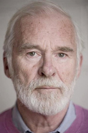Cover image for Ian McElhinney