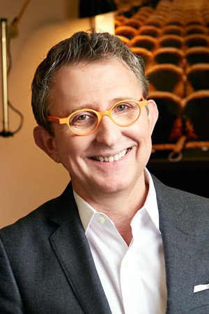 Cover image for Thomas Schumacher