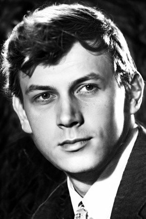 Cover image for Евгений Карельских
