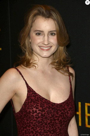 Cover image for Catherine Combs