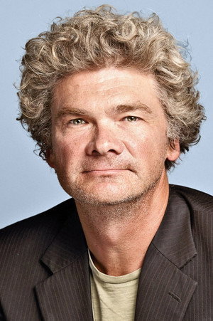 Cover image for Simon Farnaby