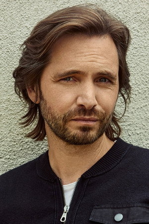 Cover image for Aaron Stanford