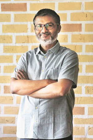 Cover image for Nitesh Tiwari