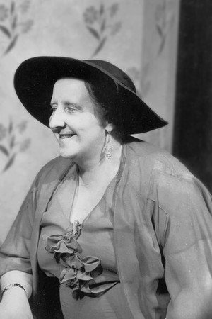 Cover image for Maureen Delaney