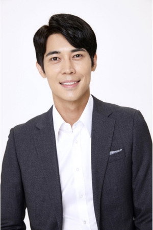 Cover image for Kim Hyung-min