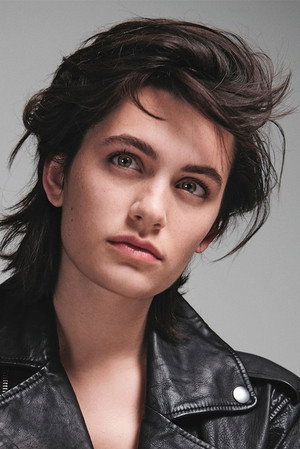 Cover image for Ella Rumpf