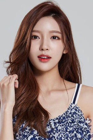 Cover image for 홍지윤