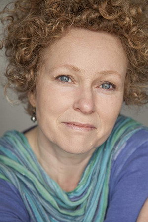 Cover image for Ally Ní Chiárain