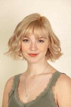 Cover image for Caroline Travers
