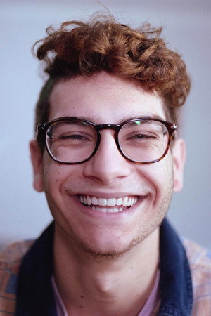 Cover image for Noah Grossman