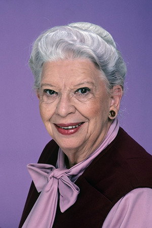 Cover image for Elizabeth Kerr