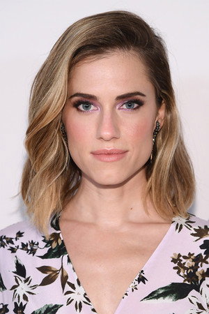 Cover image for Allison Williams