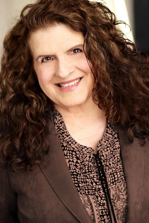 Cover image for Linda Carola