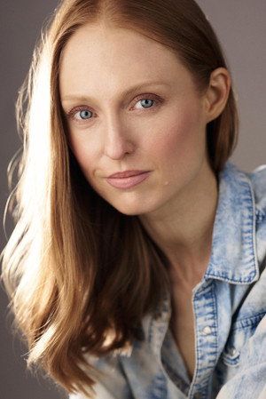 Cover image for Emily Bennett