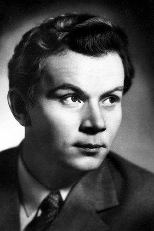 Cover image for Евгений Шутов