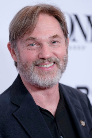 Cover image for Richard Thomas