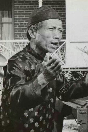 Cover image for H.W. Gim