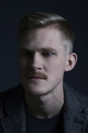 Cover image for Eirik Hallert