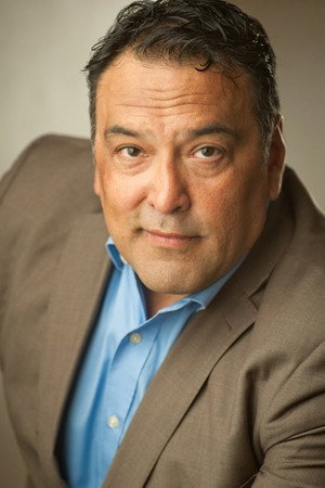 Cover image for Dan Bradford