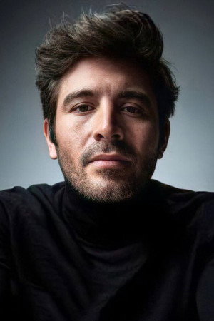 Cover image for Cihangir Ceyhan