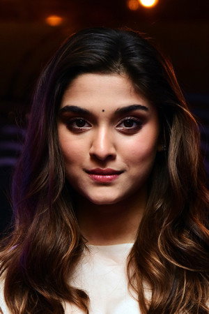 Cover image for Saiee Manjrekar