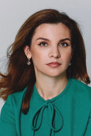 Cover image for Irina Bosova