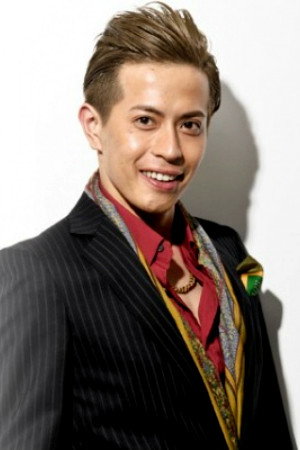 Cover image for 友井雄亮