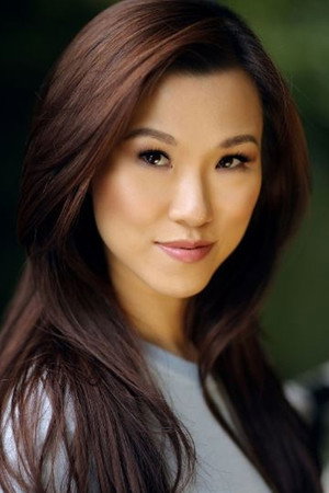 Cover image for Selina Lo