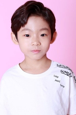 Cover image for Kim Tae-yul