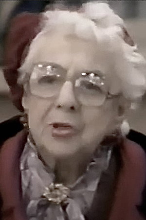 Cover image for Enid Saunders
