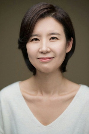 Cover image for 이지현