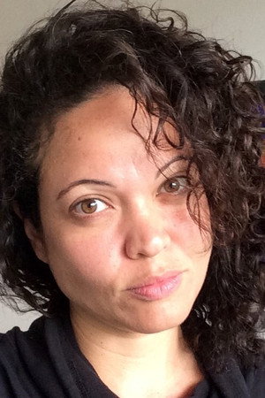 Cover image for Yinoelle Colon