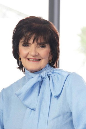 Cover image for Anne Nolan