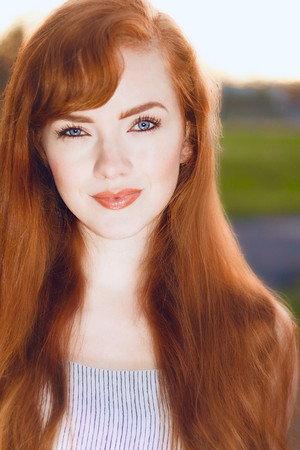 Cover image for Holly Bonney
