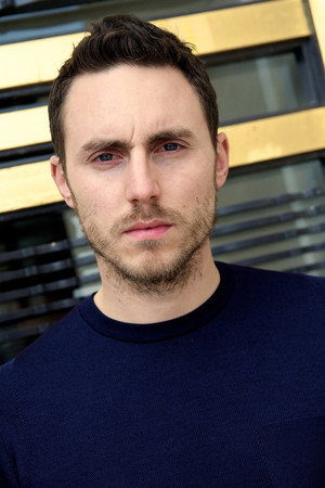Cover image for Aksel Üstün