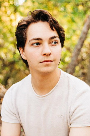 Cover image for Alec Michael